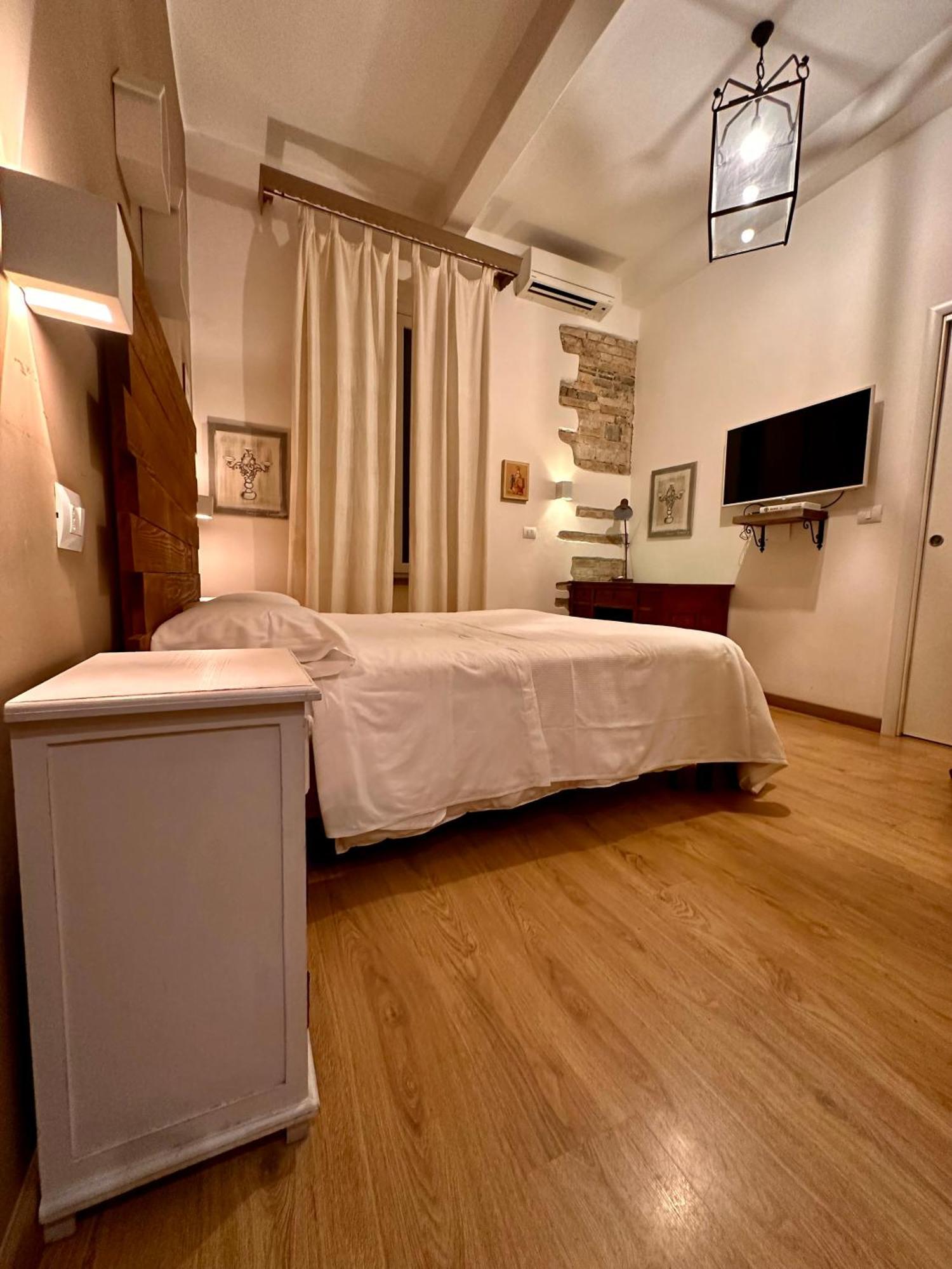 Casa Del Cuore เรจโจ ดี คาลาเบีย ภายนอก รูปภาพ
